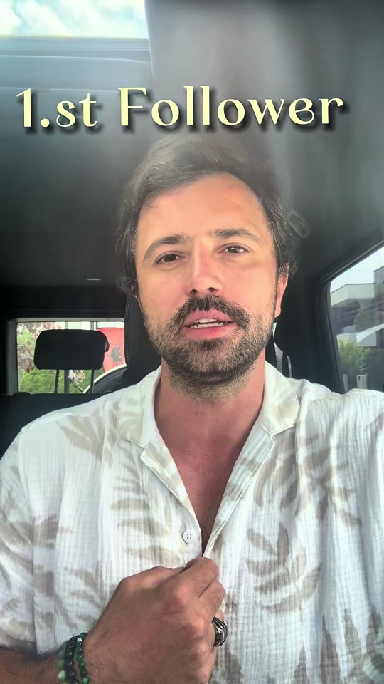 Eduard in a car beneath the words “1.st Follower” in the original video thumbnail.